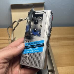 Vtg General Electric Portable Micro Cassette Recorder Model 3-5329 w/Power Cord